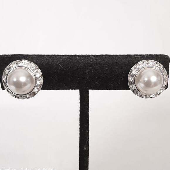 Domed Faux Pearl Earrings Surrounded By Clear Rhinestones Clip Ons - Picture 1 of 9